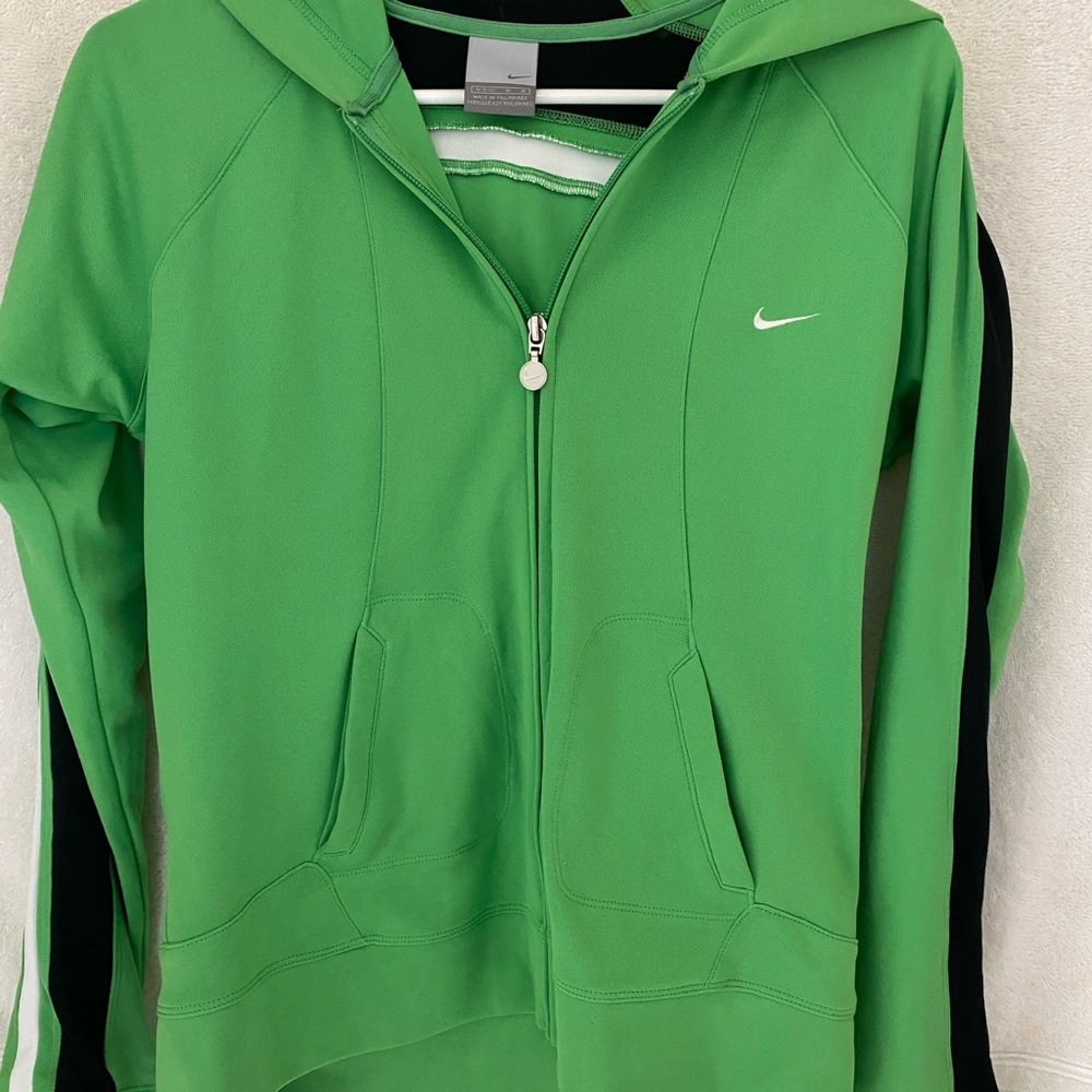 Nike Women's Vibrant Green Zip-Up Hoodie and sweat pants